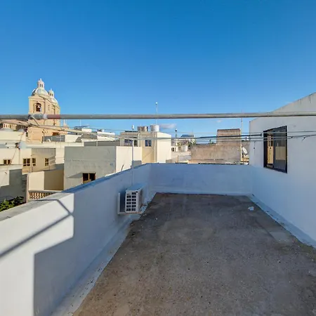 아파트 Traditional Maltese Escape With Rooftop Terrace By 360 Estates