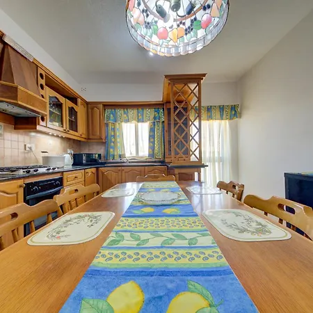 Traditional Maltese Escape With Rooftop Terrace By 360 Estates Dingli