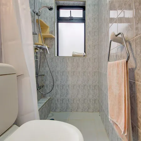 Traditional Maltese Escape With Rooftop Terrace By 360 Estates Apartment