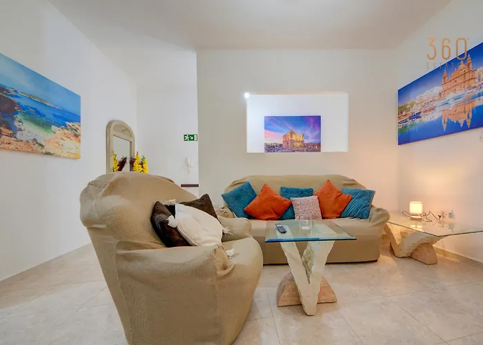 Traditional Maltese Escape With Rooftop Terrace By 360 Estates * Dingli