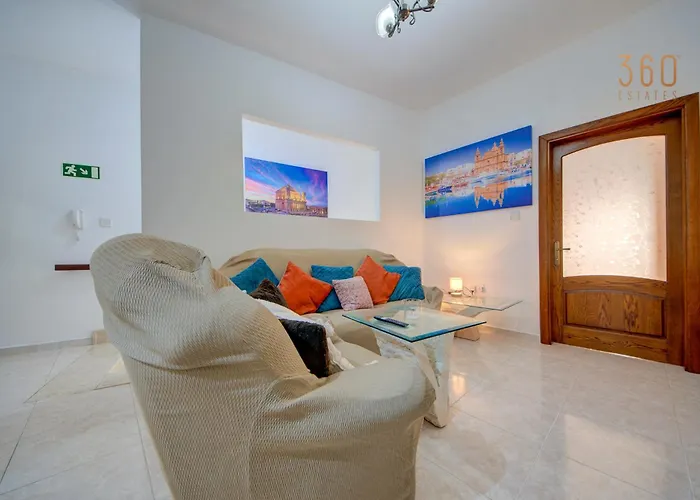 아파트 Traditional Maltese Escape With Rooftop Terrace By 360 Estates